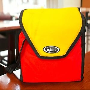 Vintage Igloo Retro Soft Lunch Box NWOT​​​